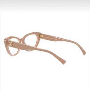 This Versace glasses are in the first shape